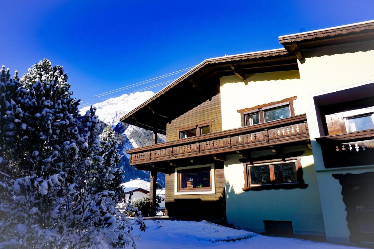 Villa Berghaus Praxmarer Längenfeld Exterior foto